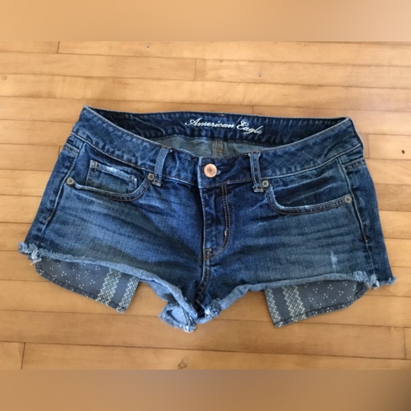 AE Bundle of 3 Shorts - Picture 8 of 16